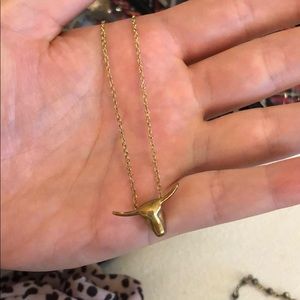 Gold Kendra Scott longhorn necklace